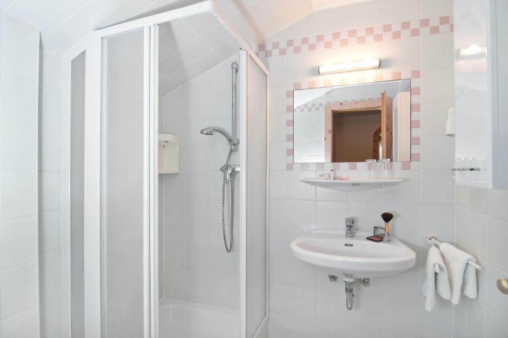 Gasthof Feichter Finkenstein am Faaker See Room photo